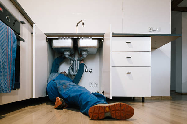 Professional Leak Detection technician working in Tallulah Falls, GA